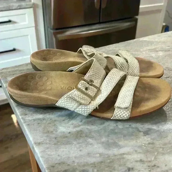 Vionic Sandals Womens Sz 11 Skylar Buckle Three Strap Slide Flats TVW4946 White - Picture 2 of 10